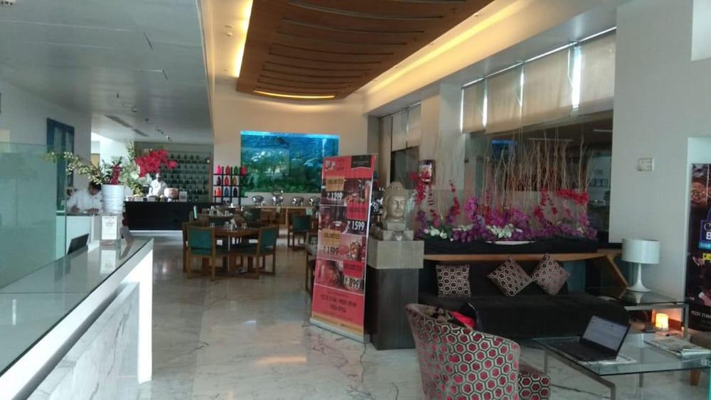 Hotel Yogi Executive, Navi Mumbai Exterior foto